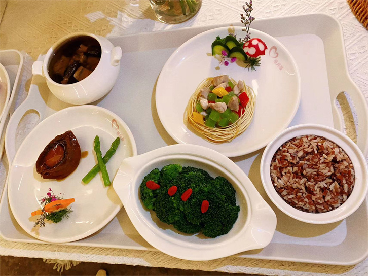 孕早期营养餐食谱大全，照着吃长胎不长肉
