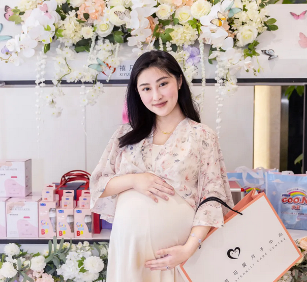 明星家属Rita经验分享：香港生娃，深圳月子中心坐月子2